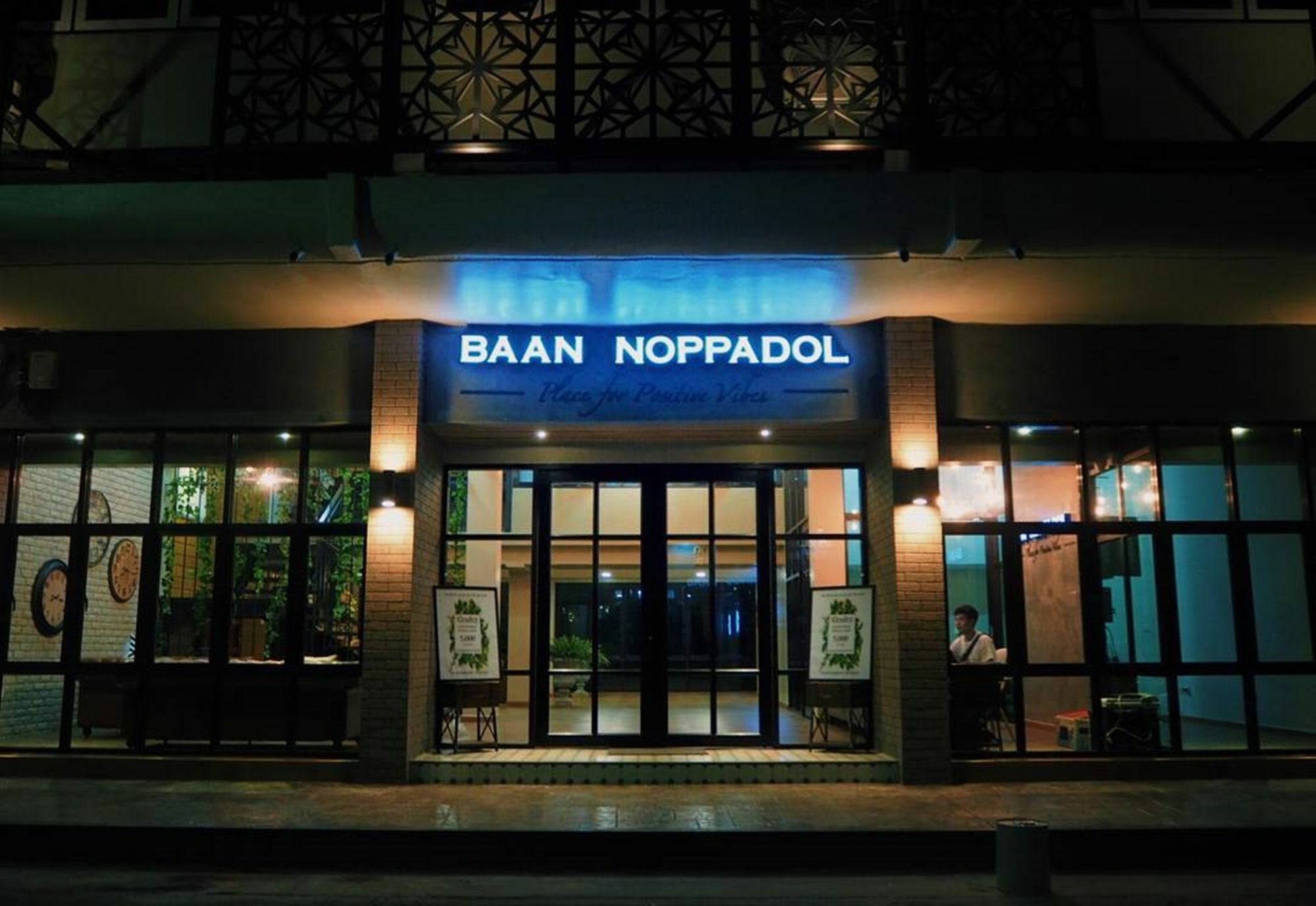 Baan Noppadol Aparthotel Bangkok Ngoại thất bức ảnh